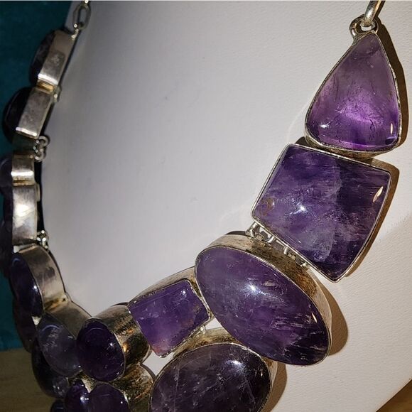 Amethyst Elegant Purple Stone Necklace - Picture 10 of 10